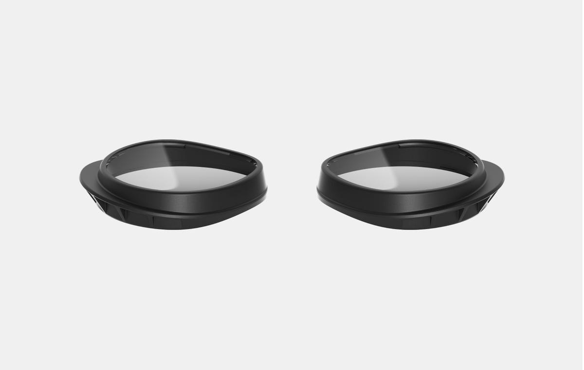 quest-2-lens-inserts-isolated.jpg