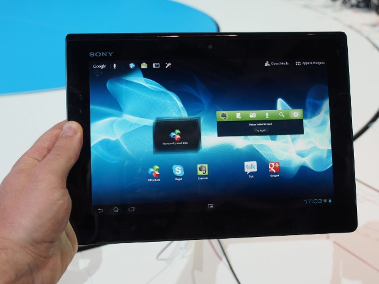 sony-xperia-tablet-s-in-hand-jpg.jpg