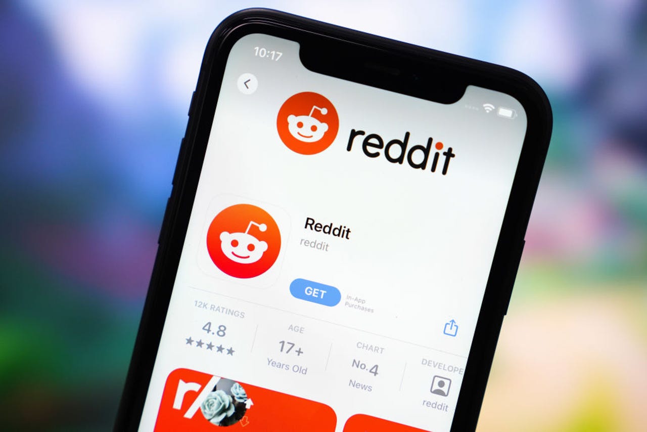 Reddit app download page on phone