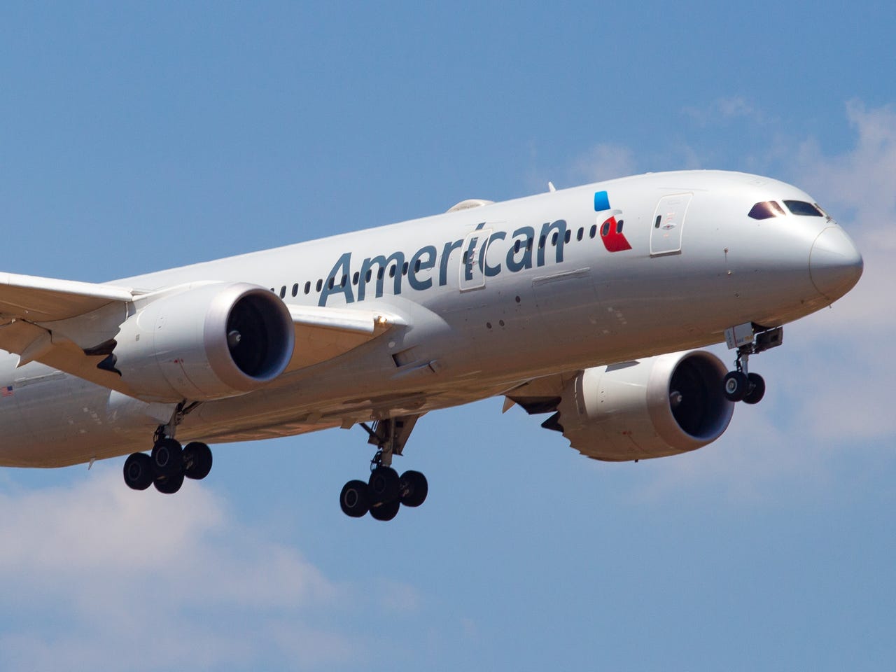 gettyimages 1155904758 american airlines dreamliner2