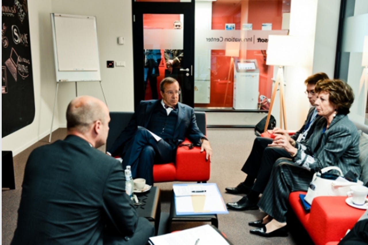 Estonian president Toomas Hendrik Ilves and EC digital chief Neelie Kroes at a meeting earlier this month