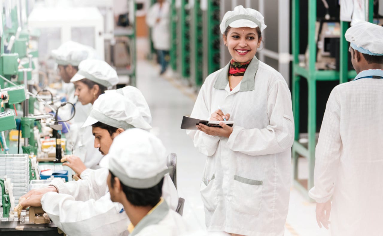 iphone-production-line-manager-india.png