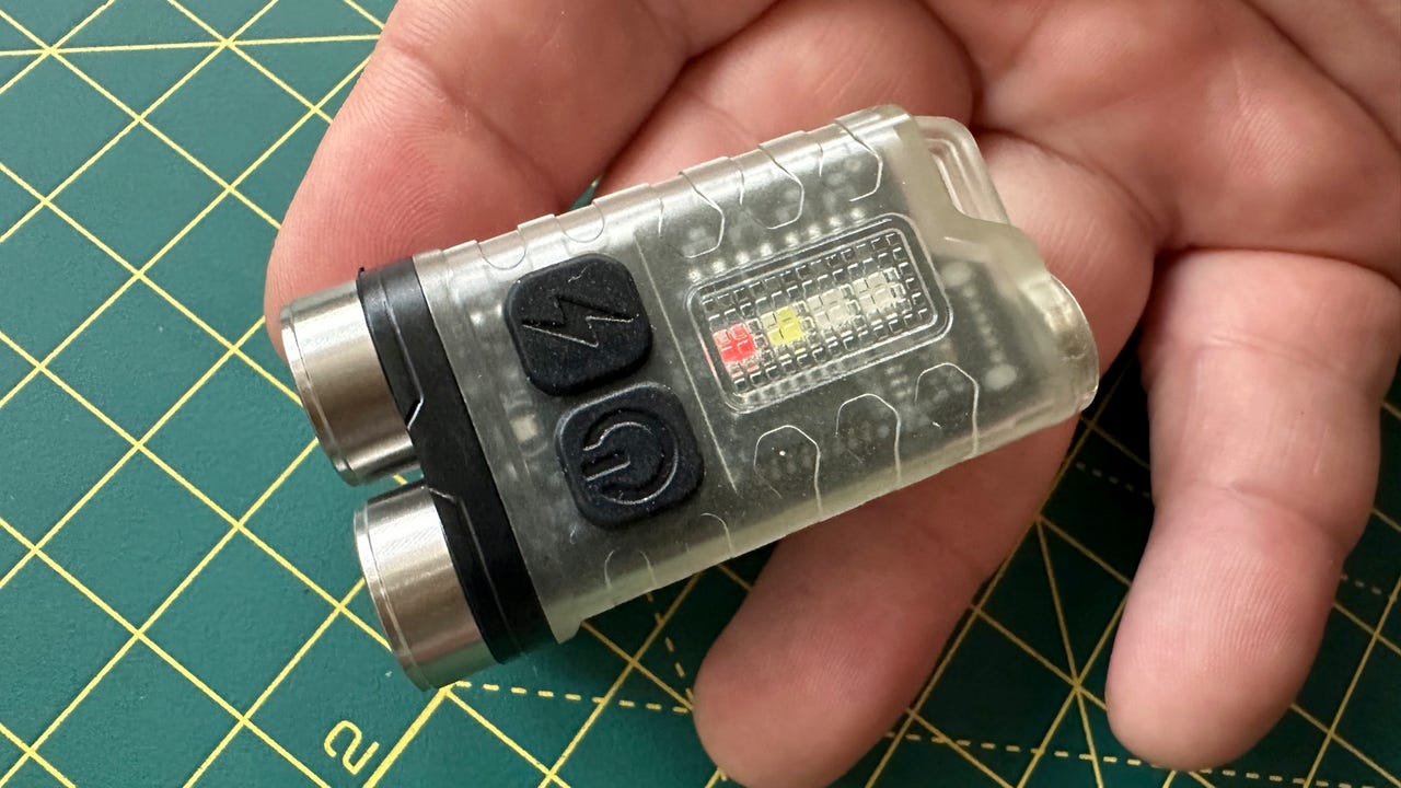 Boruit V3 keychain LED flashlight