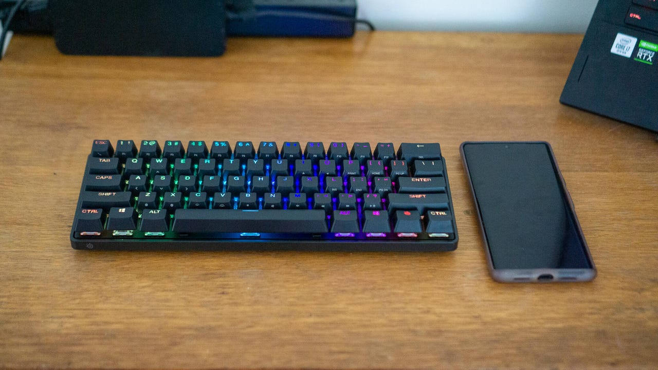Apex Pro Mini Wireless Review: It's good but is it THAT good? 
