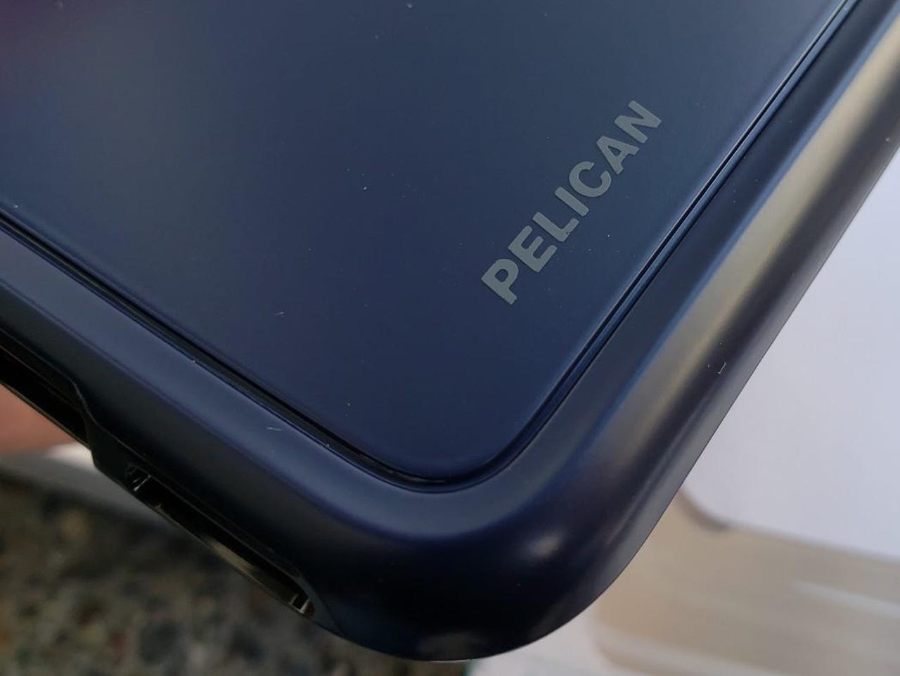 pelican-iphone-xs-case-4.jpg