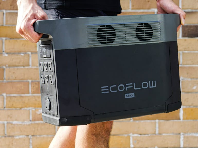 EcoFlow Delta Max portable power station: 3000W output and standby time of a year thumbnail