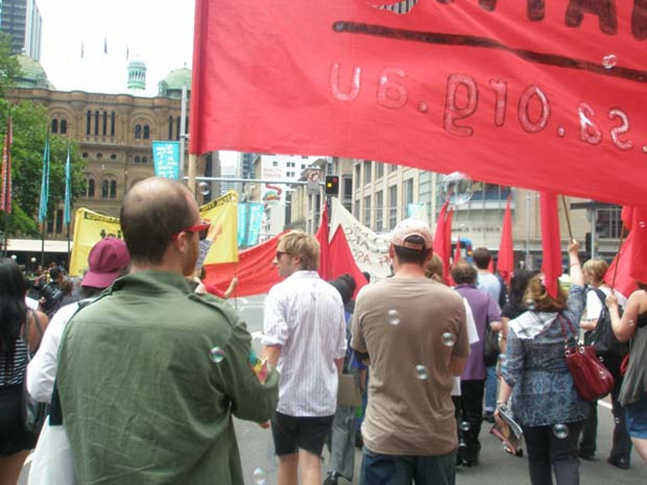 wikileaks-protest-fires-up-in-sydney-pics11.jpg