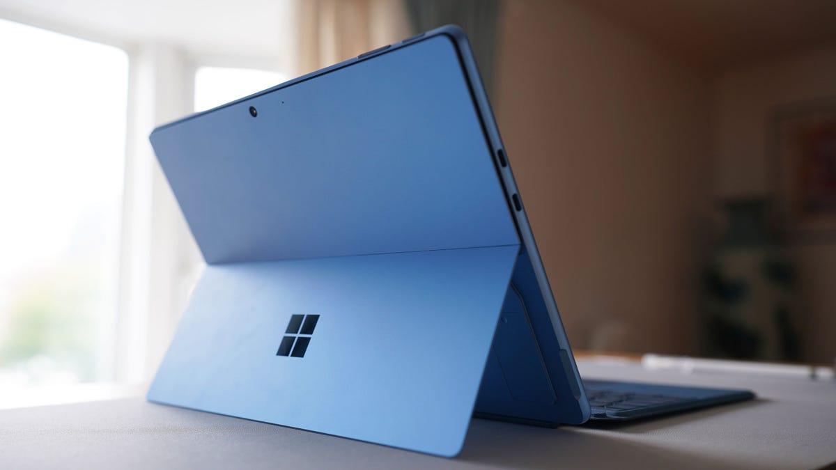 Microsoft Surface Pro 9 Blue Cover