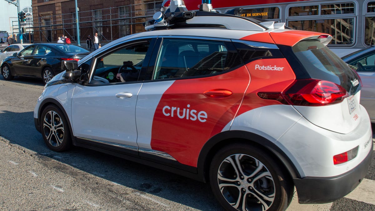 GM Cruise automated cars are under federal investigation for hard braking, stranding passengers