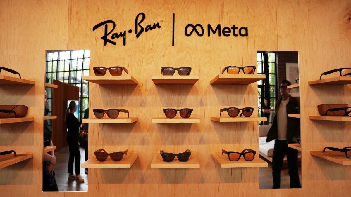 Ray Ban Meta Smart Glases Inside