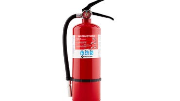 First Alert Pro5 carbon dioxide fire extinguisher