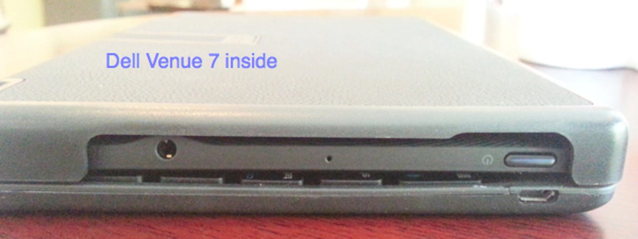 07-zagg-auto-fit-keyboard-case-tablet-inside.jpg