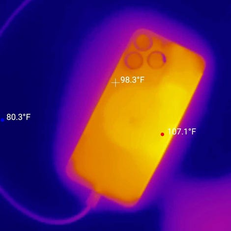 Thermal photo: iPhone 15 Pro warmest before iOS 17.0.3