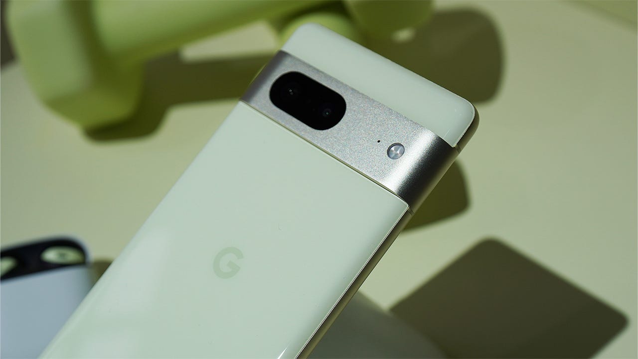 The camera bump of the Google Pixel 7a.