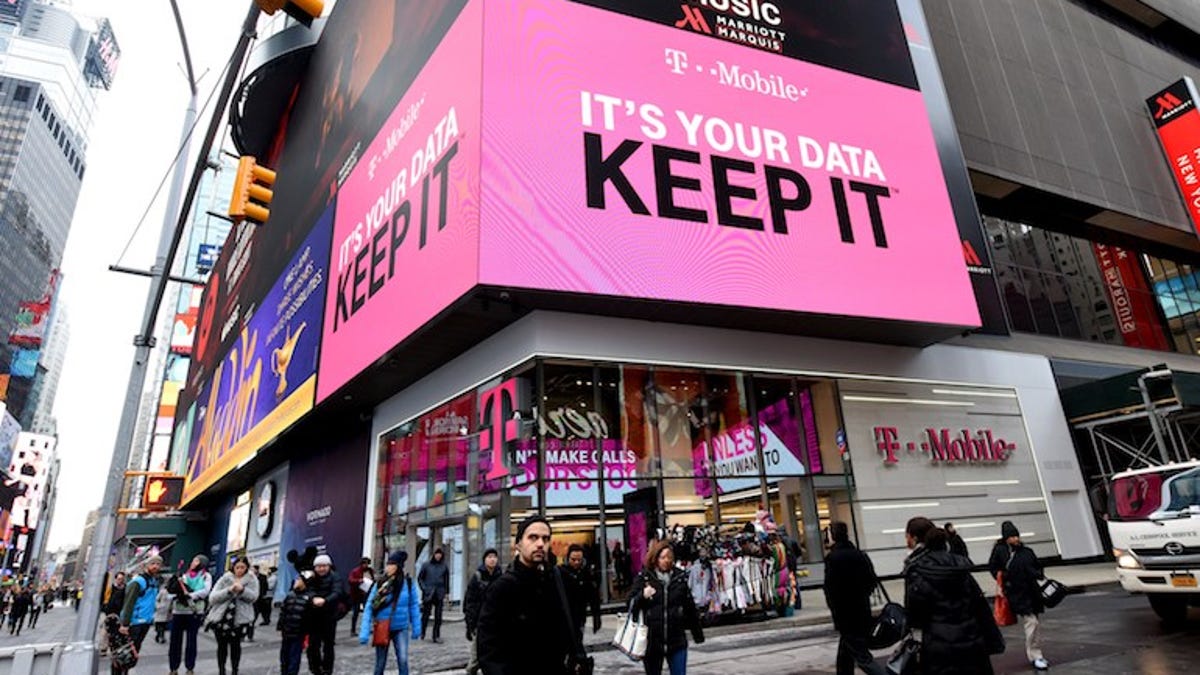 T-Mobile bug let anyone see any customer's account details