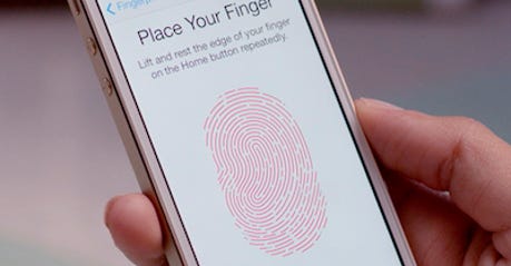 hackers-claim-first-iphone-5s-fingerprint-reader-bypass-bounty-founder-awaiting-verification.png