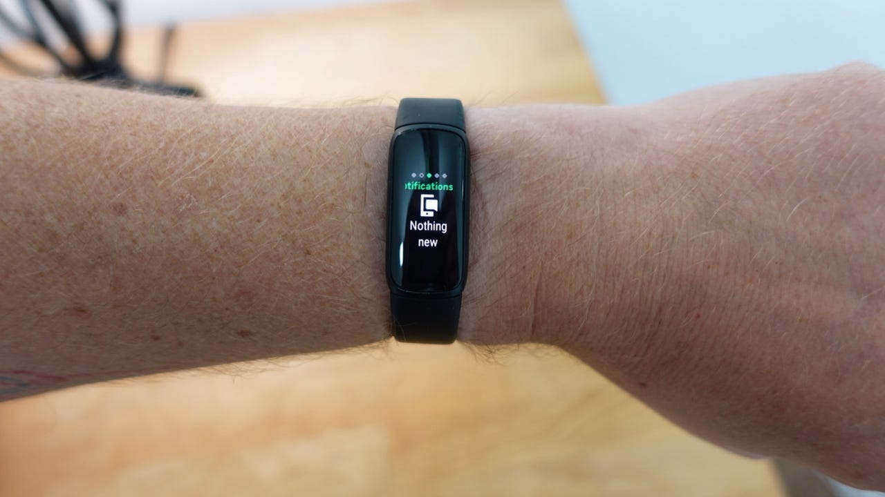 Fitbit Luxe 4