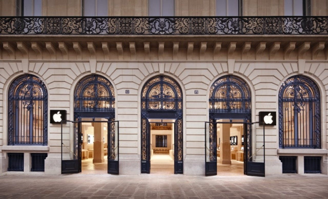 Apple Store in Paris