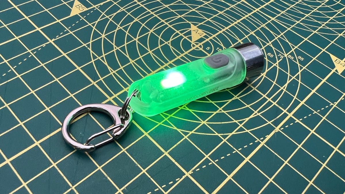 This handy little keychain flashlight can spot fake bills