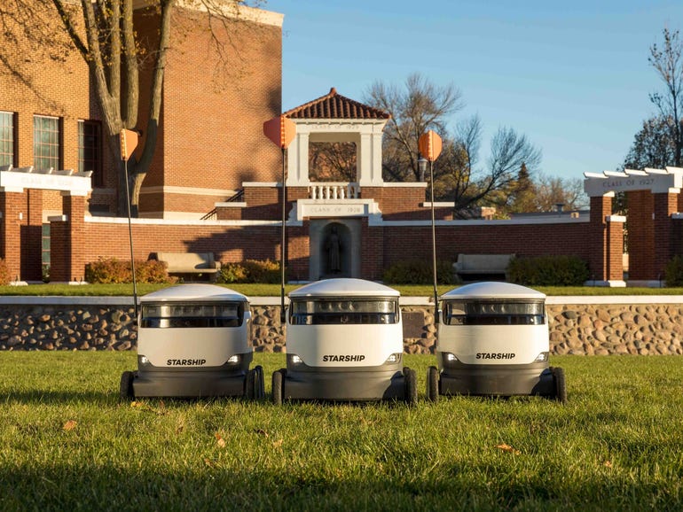 Robot pengiriman mengambil alih kampus-kampus
