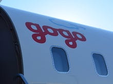 Gogo unveils in-flight text, talk service at 30,000 feet