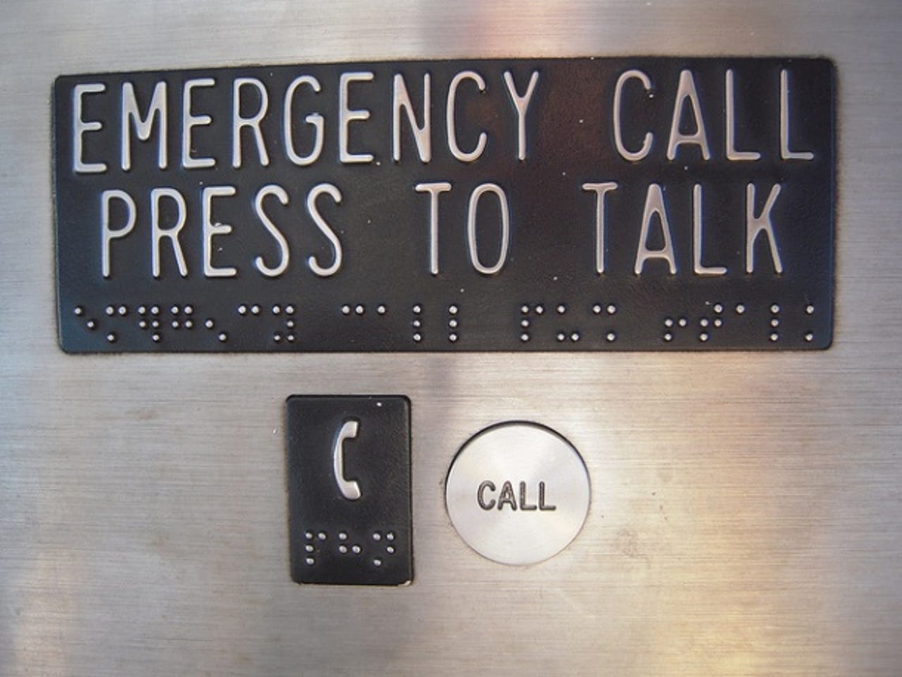 emergency-sign-floxymoron.jpg