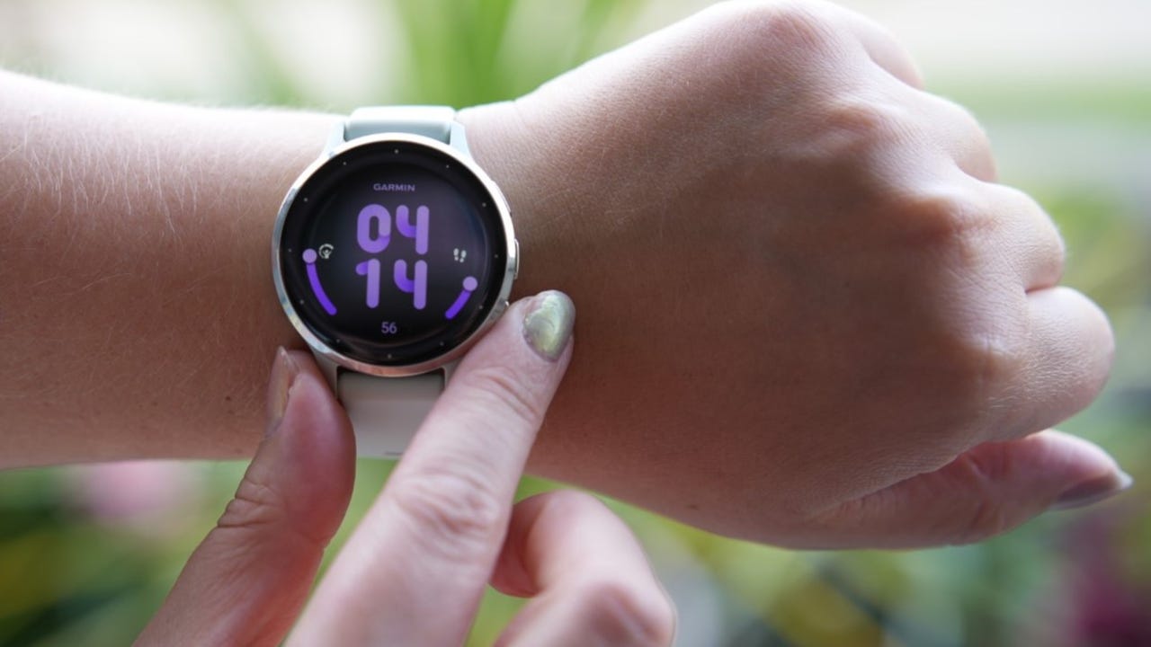 This Garmin smartwatch convinced my daughter to switch over from Fitbit |  ZDNET