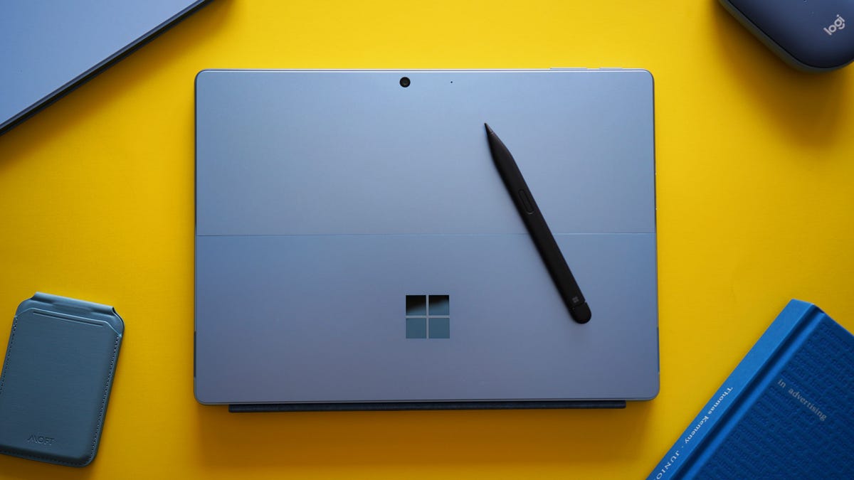 Microsoft Surface Pro 9 Blue
