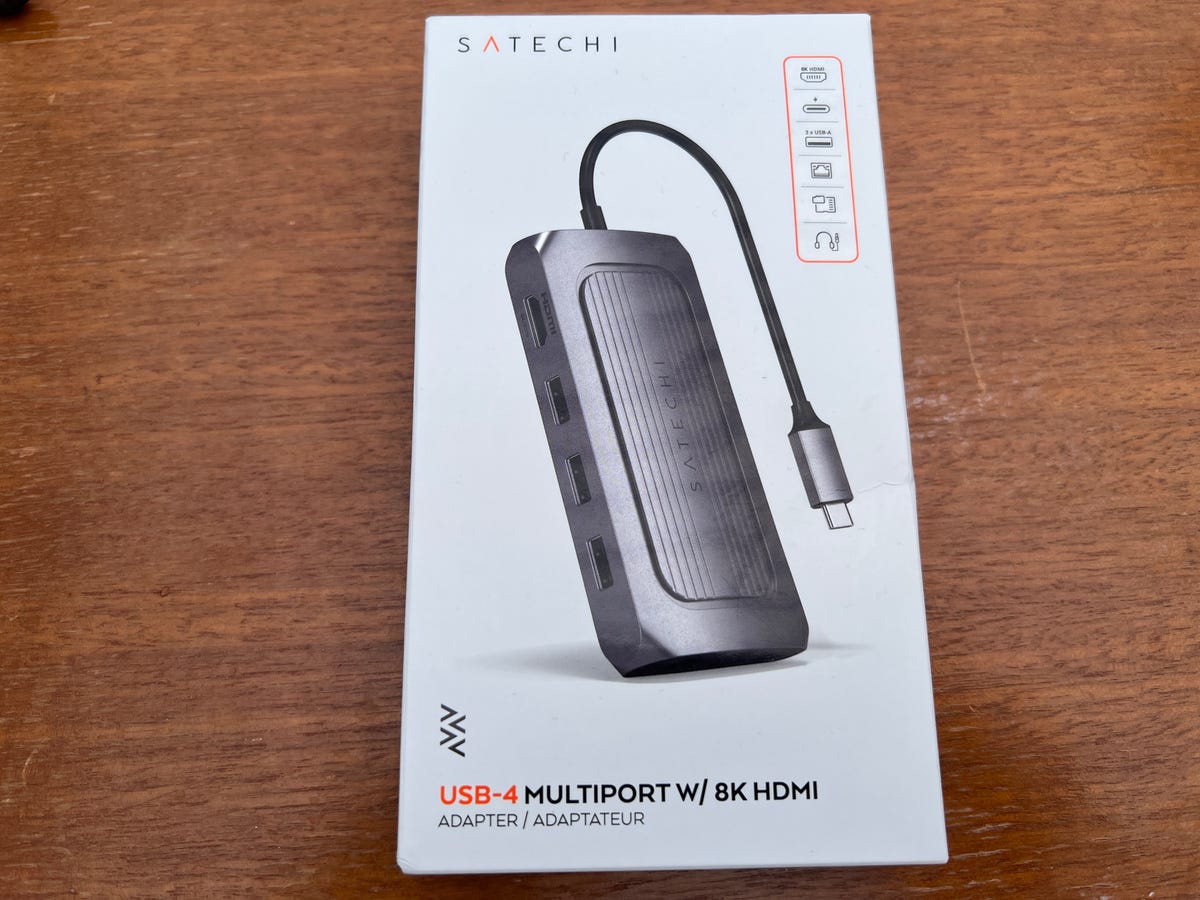 Satechi USB-4 Multiport adapter box