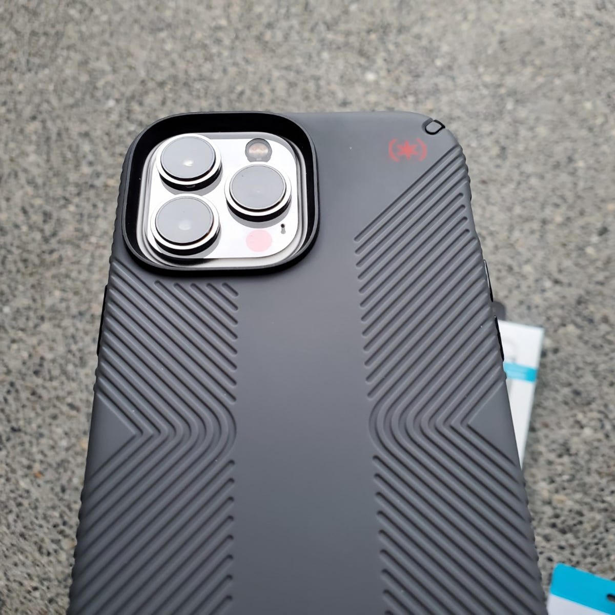 Speck Apple iPhone 13 Pro Max gear: Awesome grip, clear views, 13