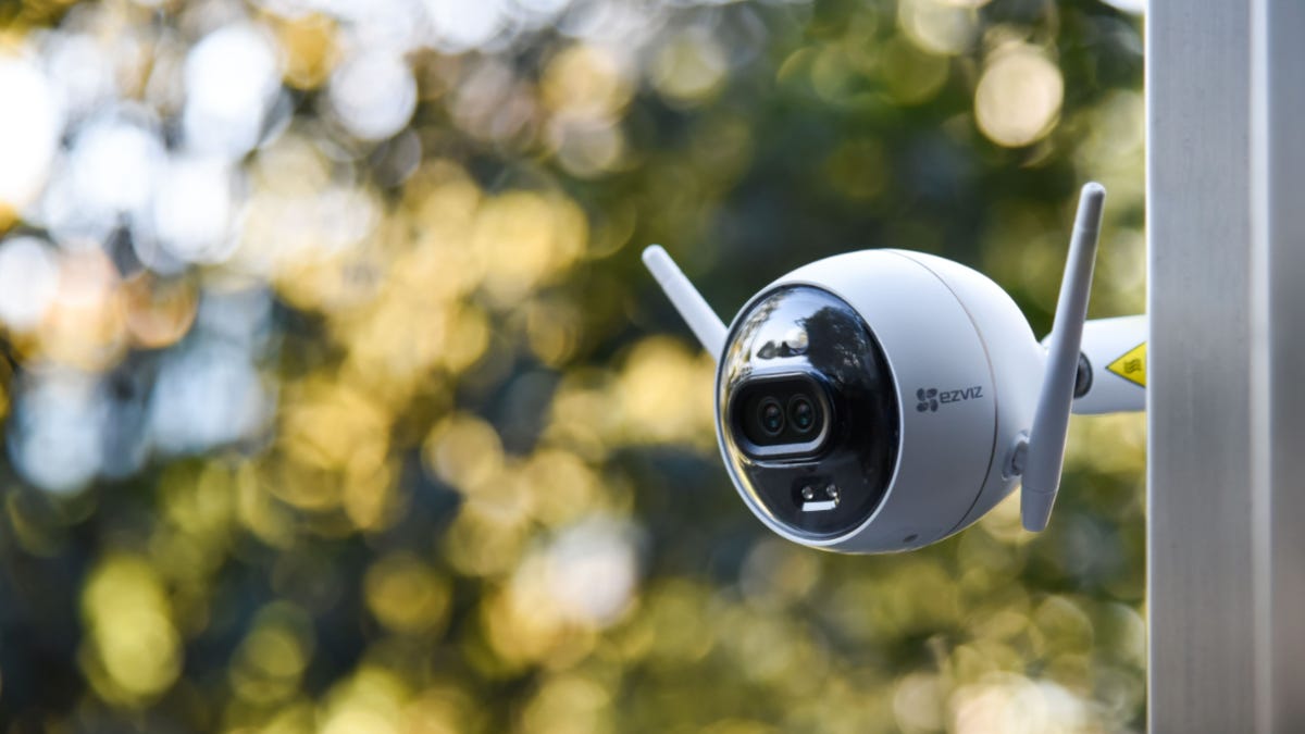 Ezviz C3X outdoor security camera review: Simple setup, superb features
