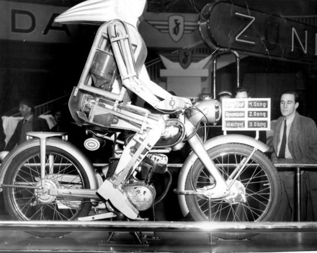 nsu-robot-bike-1950-press-x640.jpg