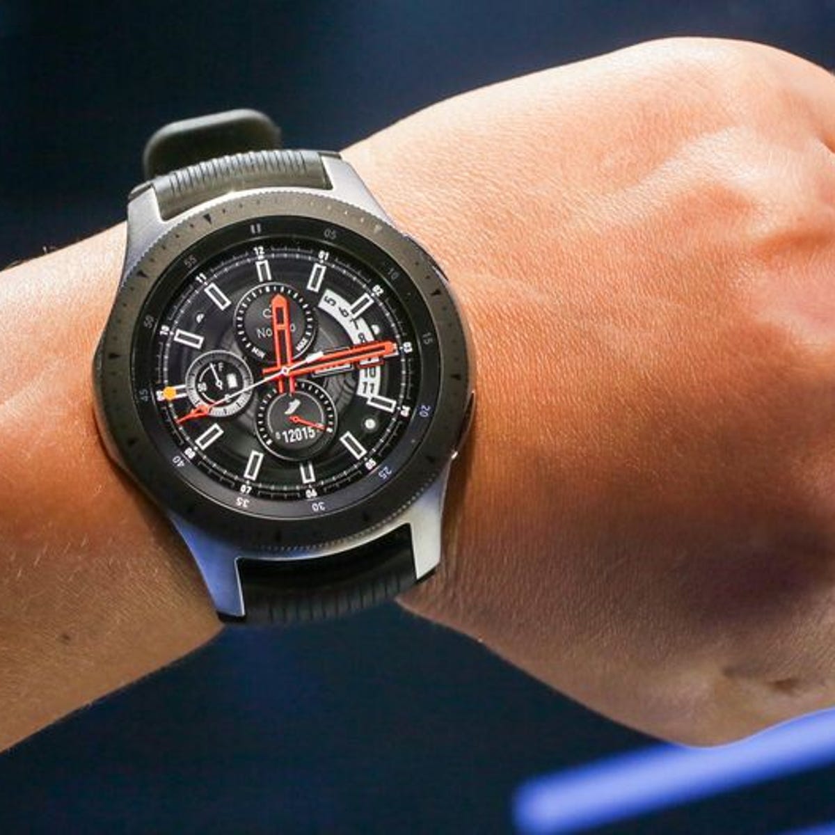 Часы самсунг 46. Samsung Galaxy watch 46mm. Samsung Galaxy watch 46. Samsung Galaxy watch 46mm серебристый. Galaxy watch 46mm（2018）.