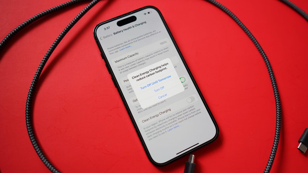 Clean Energy Charging setting on an iPhone