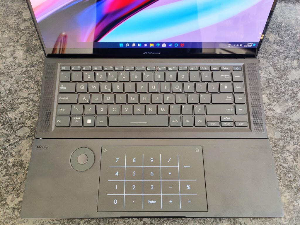 Asus Zenbook Pro 16X OLED (UX7602): keyboard