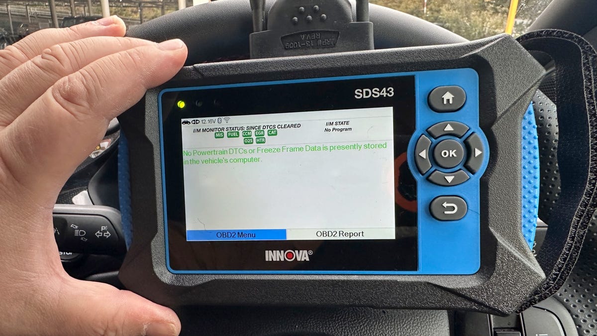 Car troubles? This scan tool will help you get back on the road