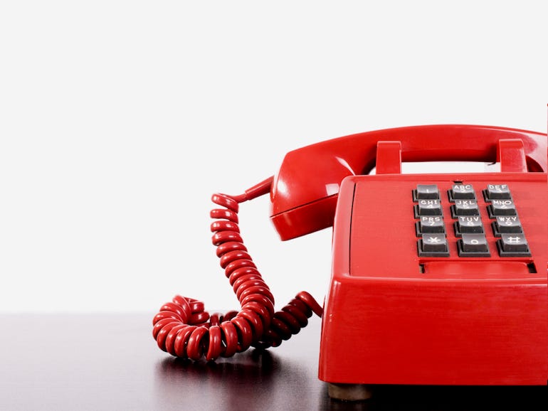 TIO ingin perusahaan telekomunikasi memiliki hotline penipuan 24 jam
