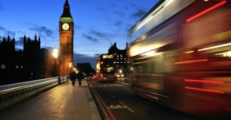 london-westminster-parliament-bus.jpg