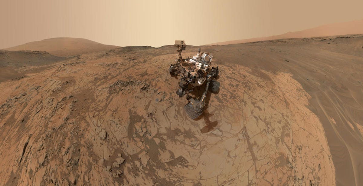 curiosity-rover-portrait-mars-mojave-selfie-pia19142-malhi-br2.jpg