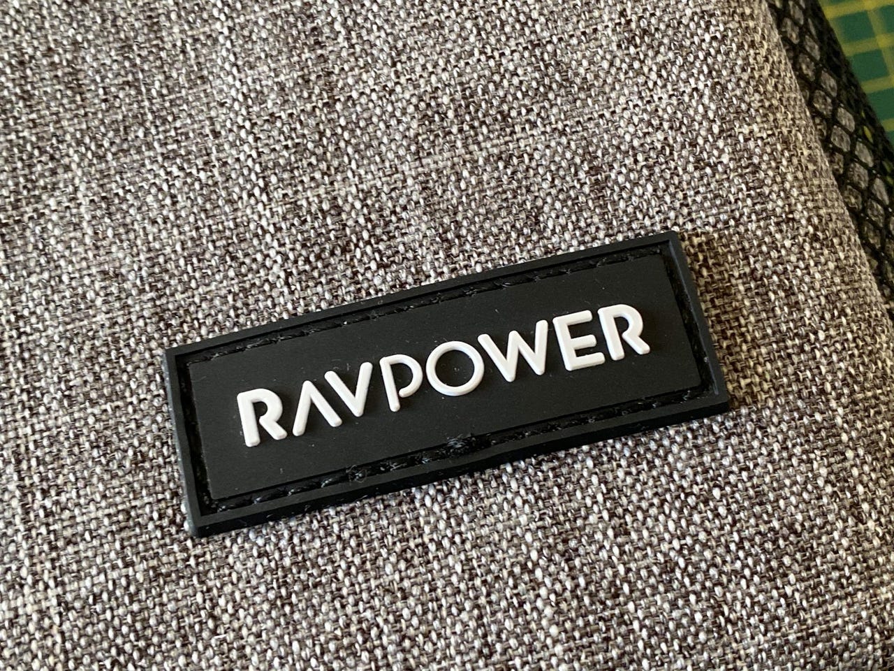 RAVPower RP-PB187 power station