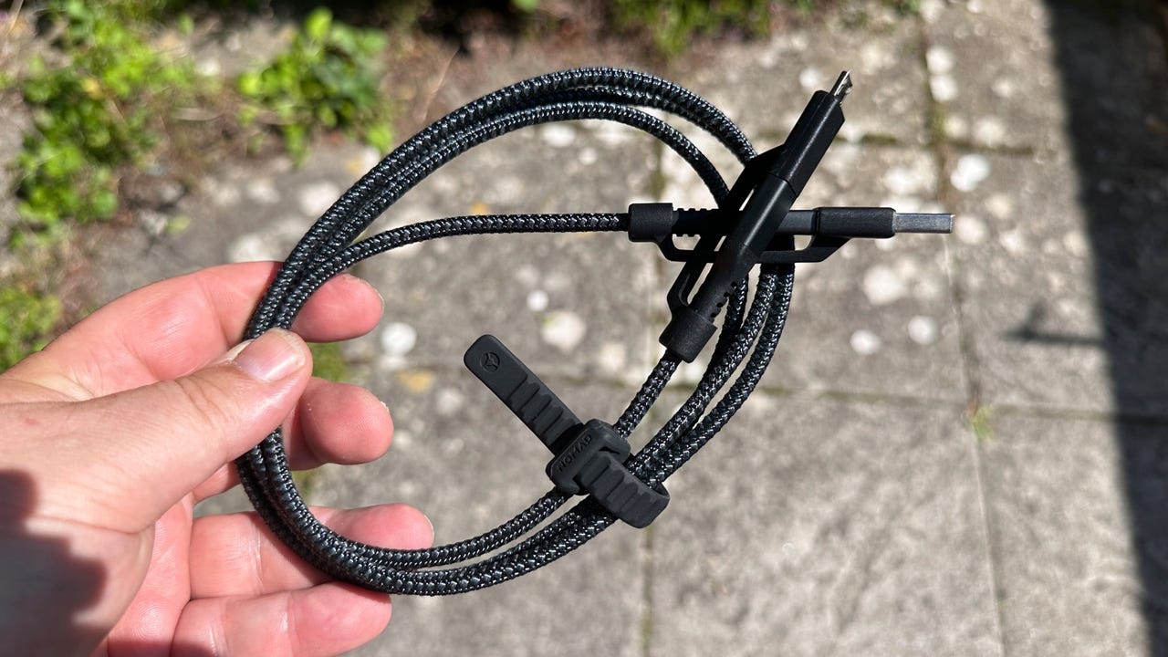 Nomad "universal" cable