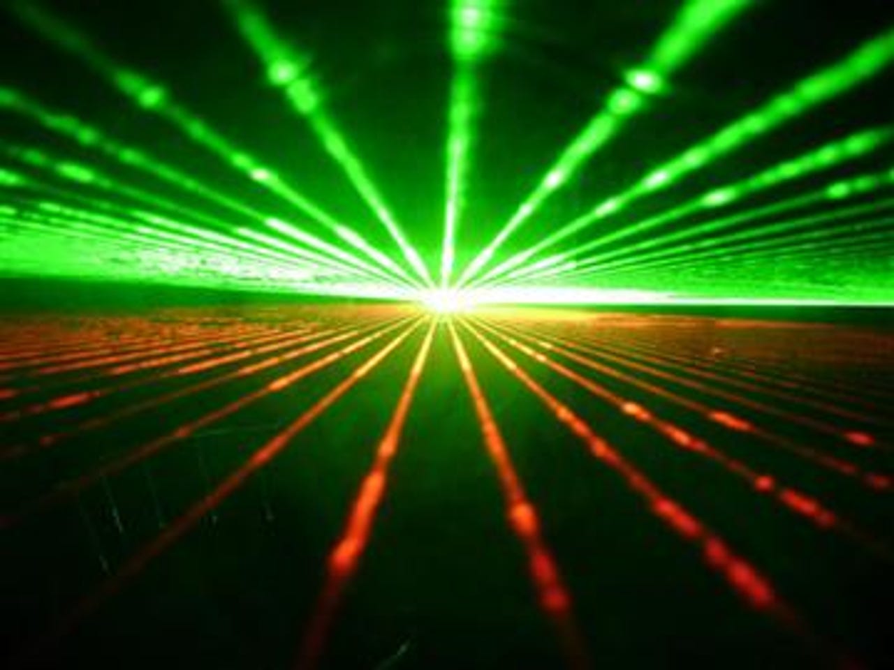 40152685-4-lasers.jpg