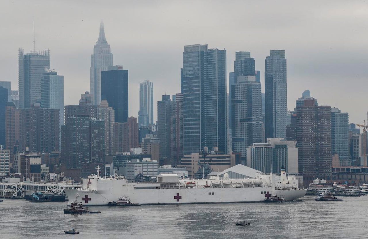 USNS Comfort Ship arrives to New York