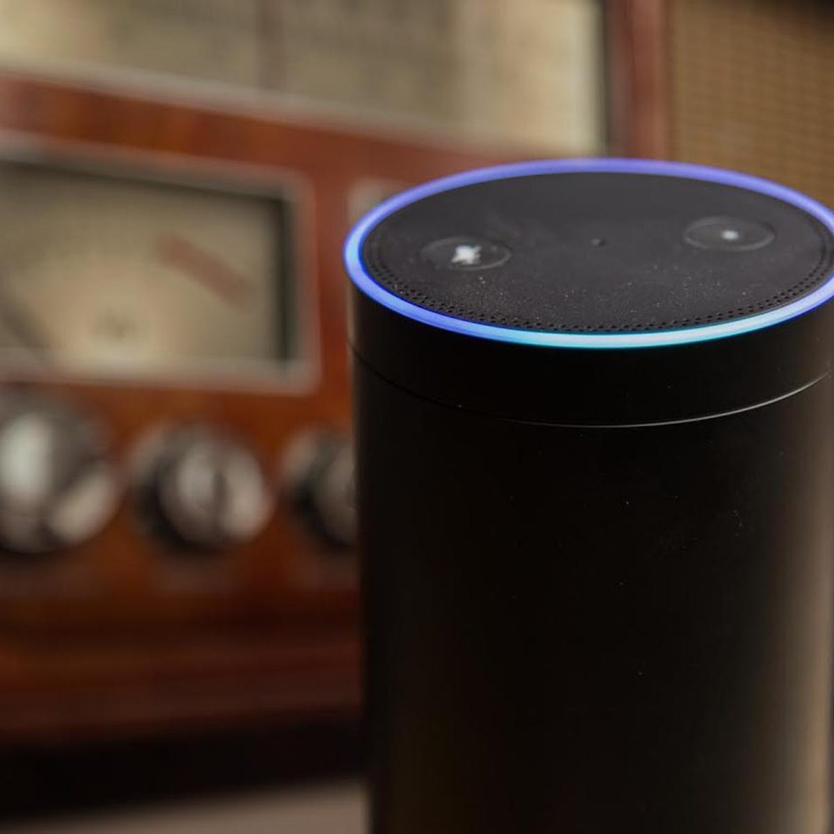 Amazon Echo: The four hard problems Amazon had to solve to make it work |  ZDNET