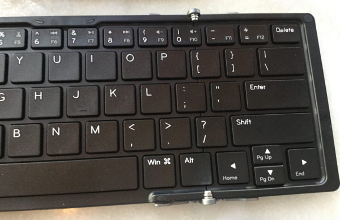 09-jorno-keyboard-right-closeup.jpg