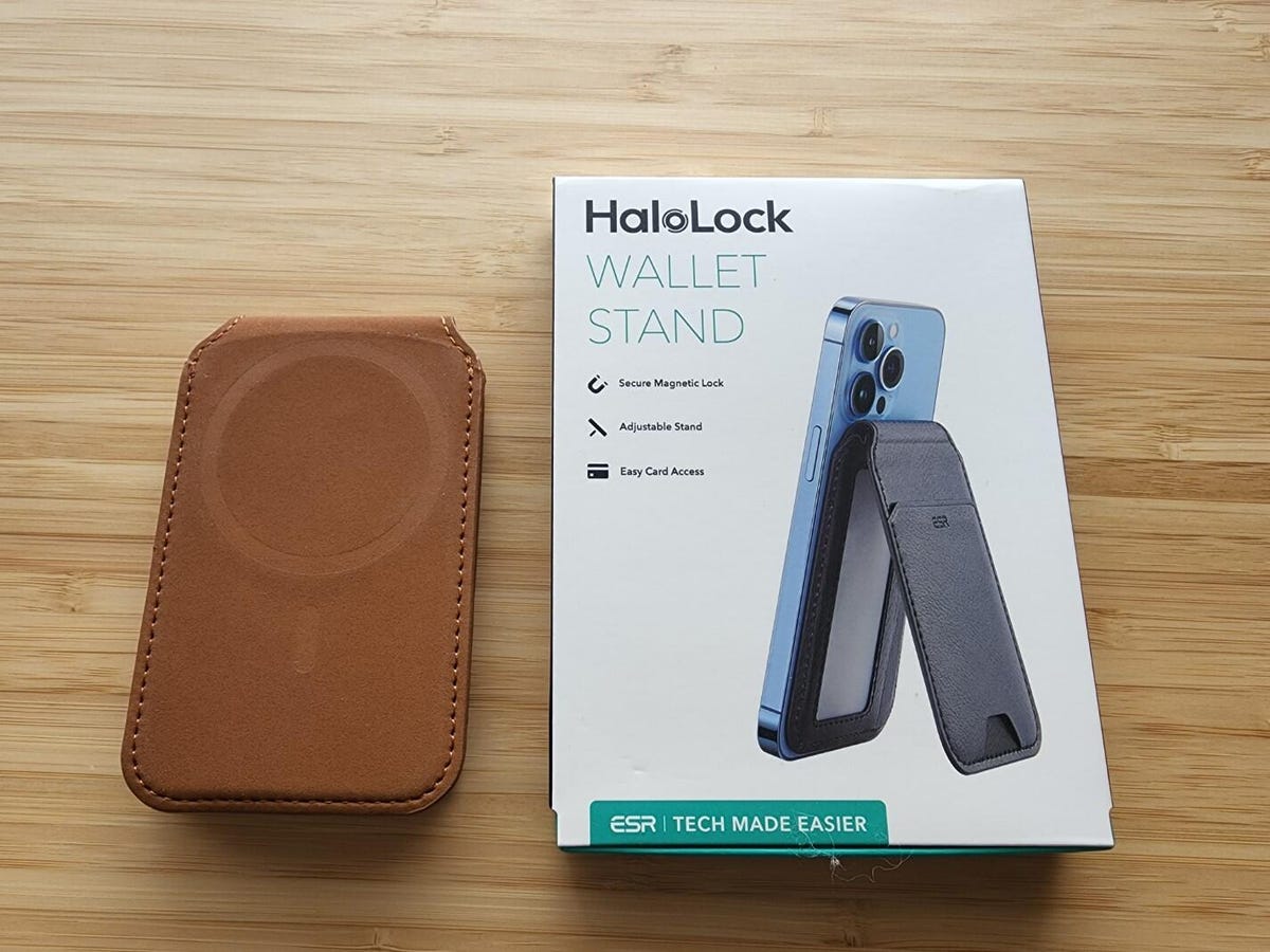 esr-halolock-wallet-stand-1