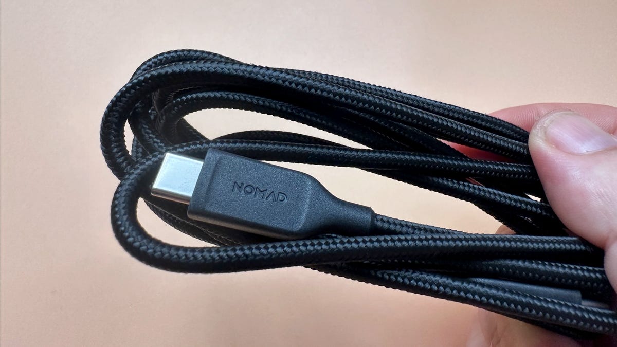The best USB-C cables for the iPhone 15 in 2023: What the experts recommend
