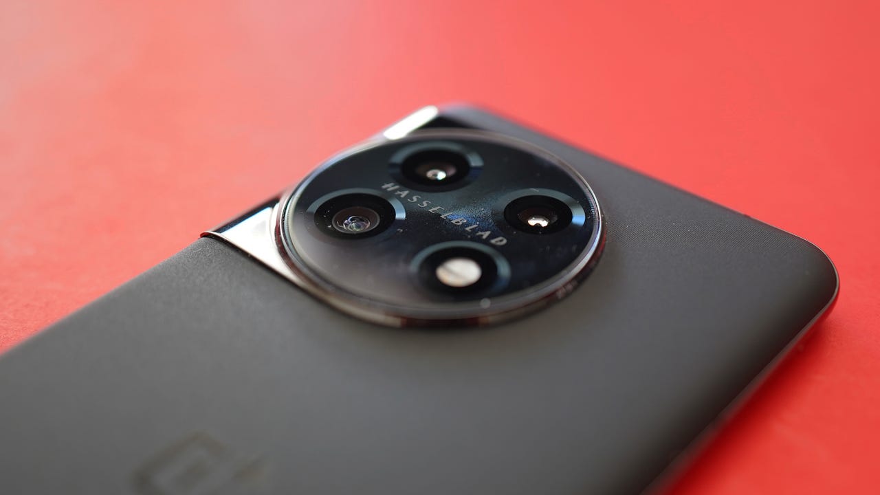 A close-up shot of the OnePlus 11's camera moduke.