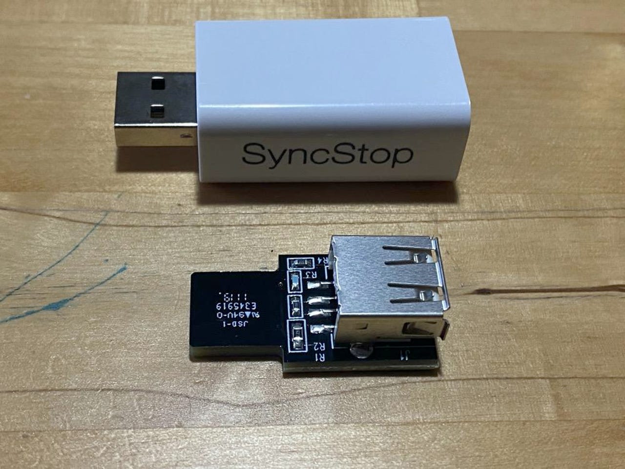 SyncStop USB Condom