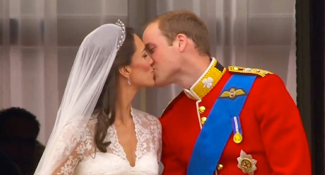 royal-wedding-kiss-hrh-lc-zaw2.jpg